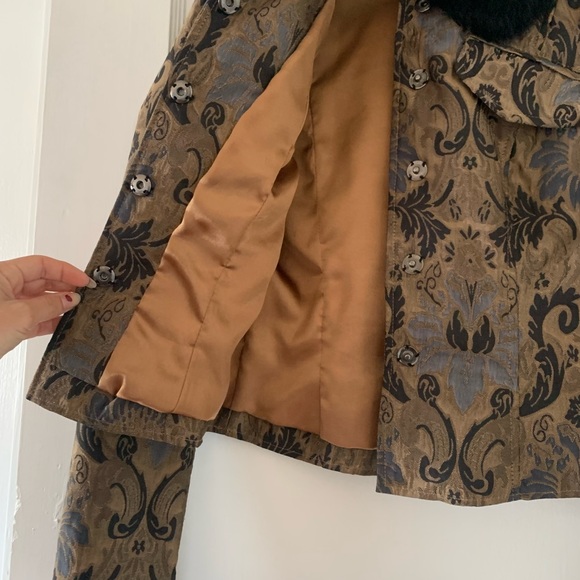 Jacket - Picture 5 of 6